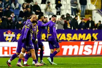 Eyüpspor, Alanyaspor'u Evinde 3-0 Yendi!