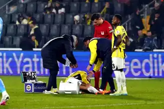 Fenerbahçe'de Üçlü Sakatlık Şoku! Becao, Livakovic ve Oğuz Aydın Sakatlandı