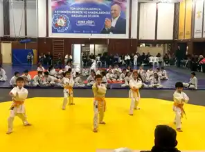 Körfez Gençlerbirliği'nde Karate Terfisi