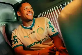 Palmeiras, Roque Transferiyle Tarihe Geçiyor!
