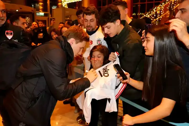 Beşiktaş, Adana Demirspor Maçı İçin Adana'da!