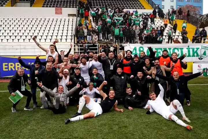 Muğlaspor, Zirve İçin Balıkesirspor'u Bekliyor