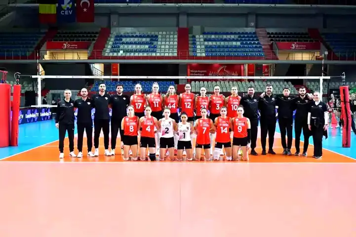 THY Kadın Voleybol Takımı Çeyrek Finalde!
